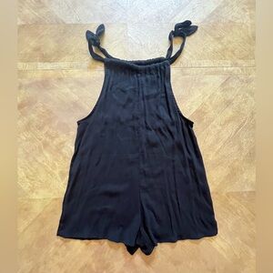 Xhilaration - Black Tie-Strap Romper - Adjustable Straps - Size M